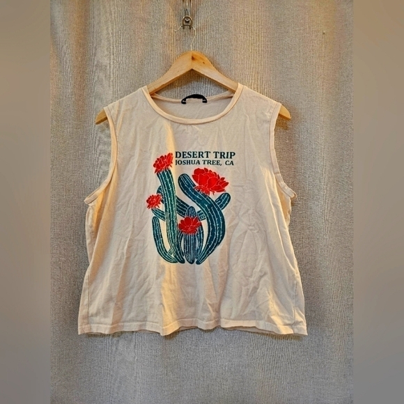 SHEIN CURVE Joshua Tree Cactus Crop Tank Top - Picture 1 of 5